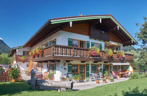 Ramsau bei Berchtesgaden Apartment | Ferienwohnung Alpenglück, 1-5 Personen, 65 qm, Dusche/WC, West- und Ostterrasse, SAT TV, W-LAN, 2 Schlafzimmer