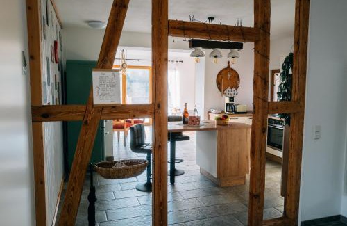 Schweina Apartment | Ferienwohnung Altensteinblick