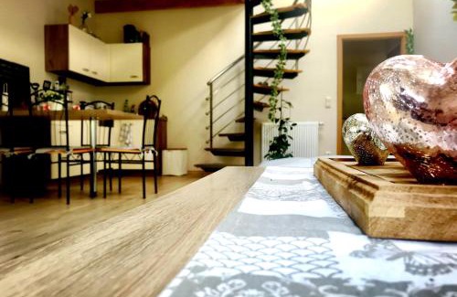 Acht Apartment | Ferienwohnung am Nürburgring/Wintersport Arft