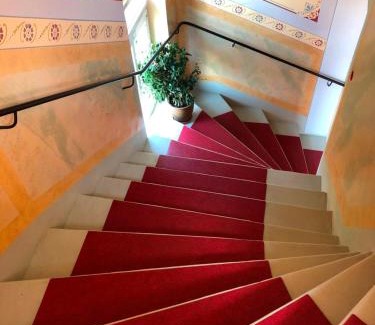 Laubegast Apartment | Ferienwohnung an der Elbfähre