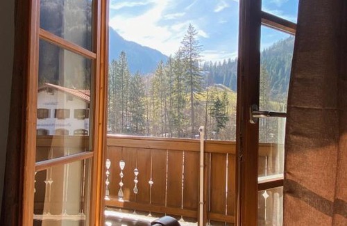 Weissbach an der Alpenstrasse Apartment | Ferienwohnung Bergliebe