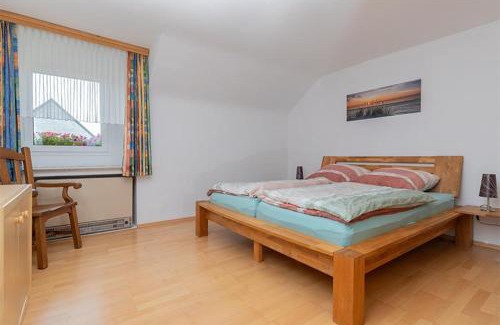 Hofen Apartment | Ferienwohnung Biebes