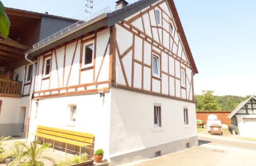 Siesbach Apartment | Ferienwohnung Dasch, bei Idar-Oberstein im Nationalpark Hunsrück-Hochwald