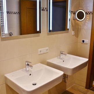 Schoenau am Koenigssee Apartment | Ferienwohnung Hirscherl