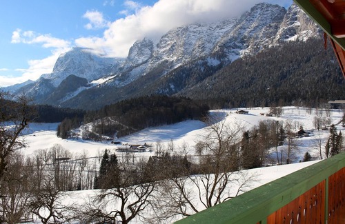 Ramsau bei Berchtesgaden Apartment | Ferienwohnung Edelweiß für 1-4 Personen, W-lan, TV, Balkon, 2 Separate Schlafzimmer