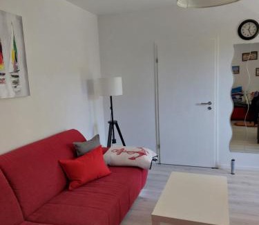 Eckernfoerde Apartment | Ferienwohnung Eichhörnchen