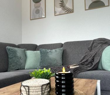 Iversheim Apartment | Ferienwohnung Elya, Ihre Auszeit zwischen Therme, Outlet, Natur