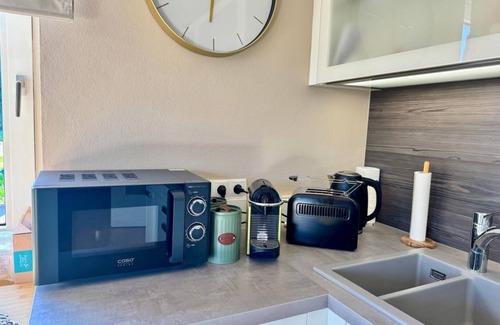 Fichtelberg Apartment | Ferienwohnung Fichtel-STEIN - Holiday apartment, shower and bath, WC, 2 bedrooms