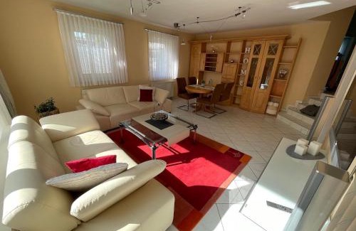 Maikammer Apartment | Ferienwohnung FlatNETT