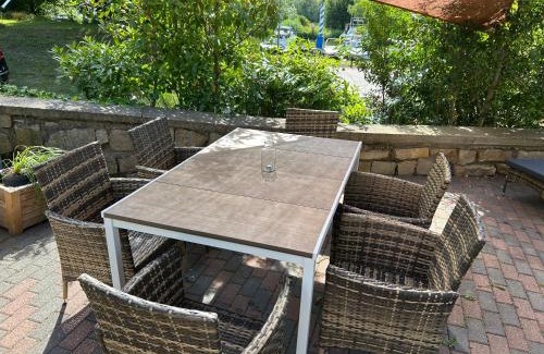 Neumagen-Dhron Apartment | Ferienwohnung Hafenblick
