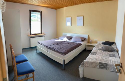 Burg Apartment | Ferienwohnung Metzen