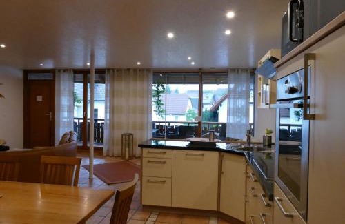 Friesenheim Apartment | Ferienwohnung Quelle