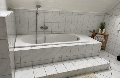 Karthaus Apartment | Ferienwohnung Rosch
