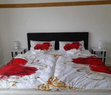 Rhauderfehn Apartment | Ferienwohnung Rosenhaus