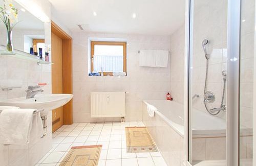 Groissenbach Apartment | Ferienwohnung Sanftl