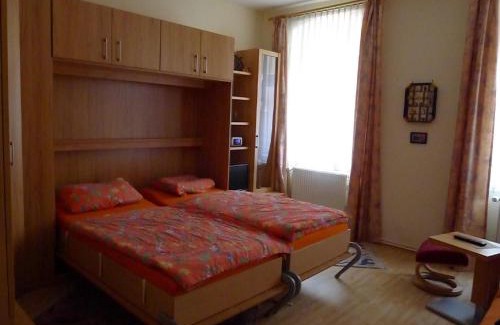 Silberhofviertel Apartment | Ferienwohnung Ulbricht