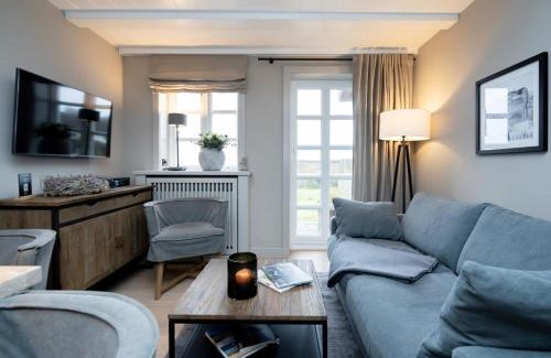 Rantum Apartment | Ferienwohnung Wattnest, Wattblick mit Strandkorb, Rantum, Sylt