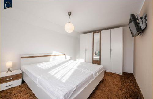 Zirchow Apartment | Ferienwohnung zum Koi II DG