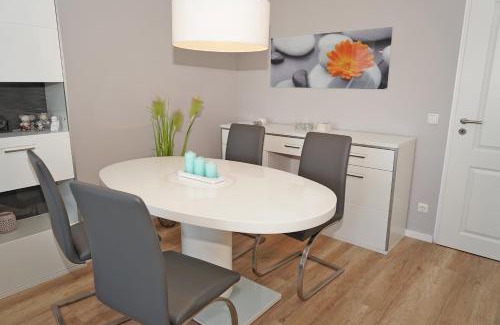 Damp Apartment | Ferienwohnung zur Seeseite 200 m