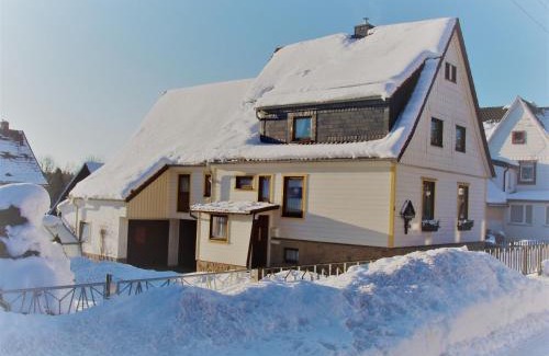 Mandelholz Apartment | Ferienwohnungen Rießling