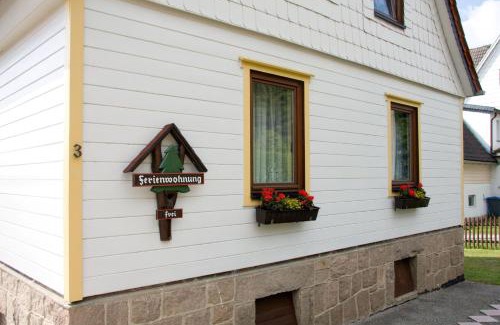 Mandelholz Apartment | Ferienwohnungen Rießling