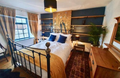 Frome House | Fern Tree Cottage