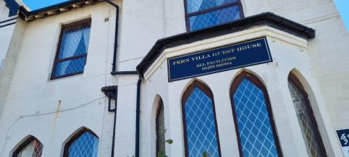 Blackpool Town Center House | Fern Villa
