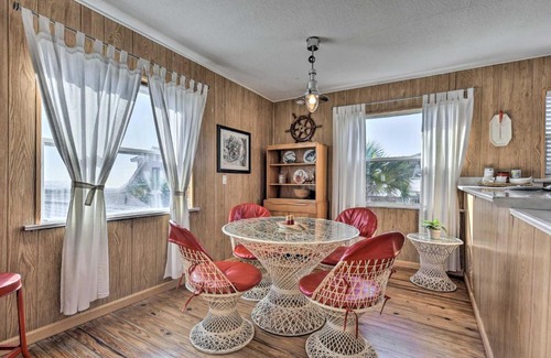 Fernandina Beach House | Fernandina Cottage with Deck and Direct Beach Access!