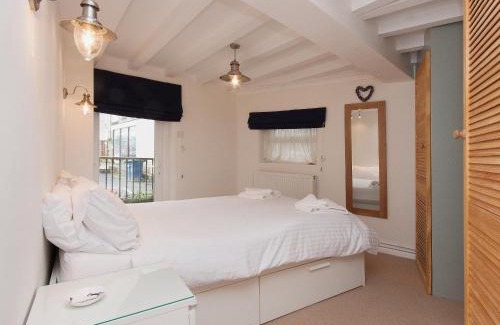 Salcombe House | Ferrydown