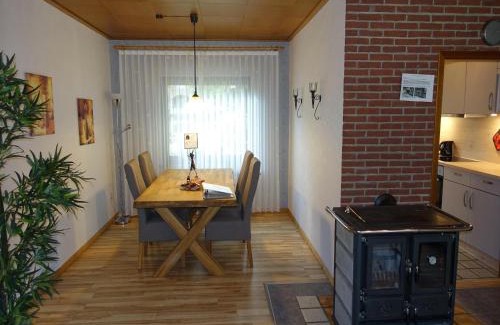 Feusdorf House | Feusdorf Forest Bungalow, cleaning included
