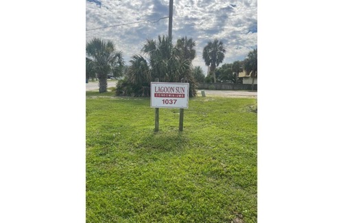 Gulf Shores Condo | Few summer dates available! Pet friendly and .1 mile to beach!