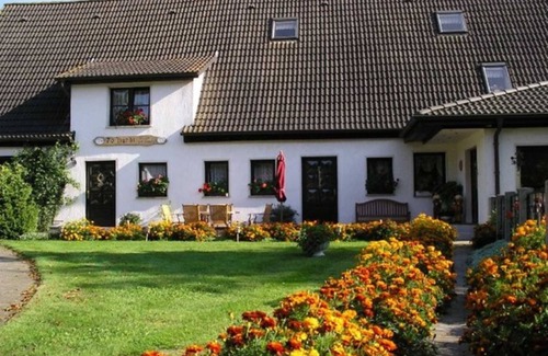 Bergen auf Ruegen Apartment | Fewo 3 - holiday home To Hus WE143