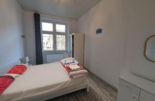 Innenstadt-Nord Apartment | FeWo Hafen: Apartment in a Great Location