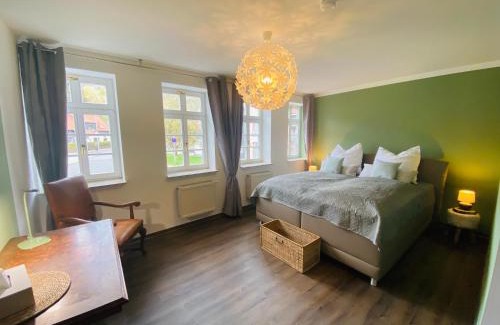 Heinrichs Apartment | Fewo Heinrichser Markt - 2 Schlafzimmer mit Sauna und Terrasse