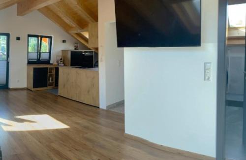 Mittenwald Apartment | FeWo Leni - Modernes Apartment mit Bergblick - Zentral gelegen