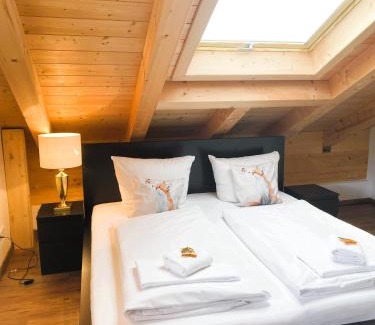 Mittenwald Apartment | FeWo Leni - Modernes Apartment mit Bergblick - Zentral gelegen