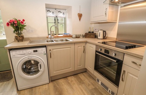 Bangor Cottage | FFRWDD GALED ISAF, character holiday cottage in Tregarth