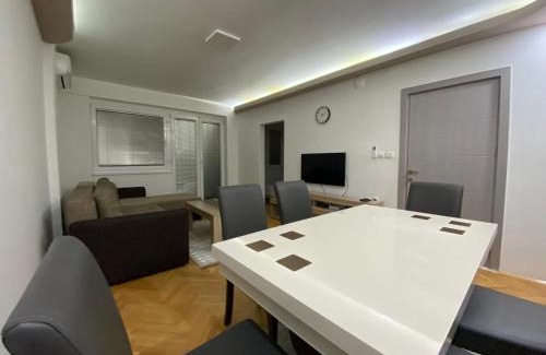 Skopje Region Apartment | FIA HOUSE Hrom