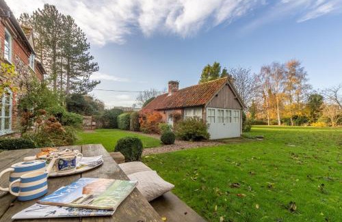 Field Dalling House | Field Row