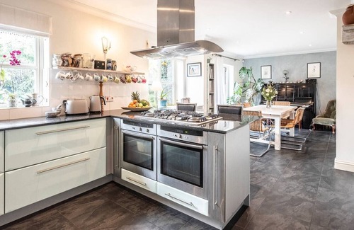 Wrentham Apartment | Field View, 4 Palmers Lane, Wrentham