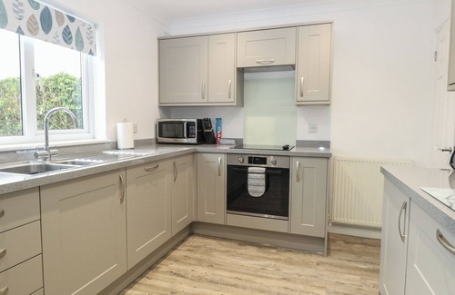 Bodham House | FIELD VIEW, family friendly, character holiday cottage in Sheringham