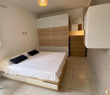 Bolognina Apartment | Fiera Living - Bologna Station - Free Parking
