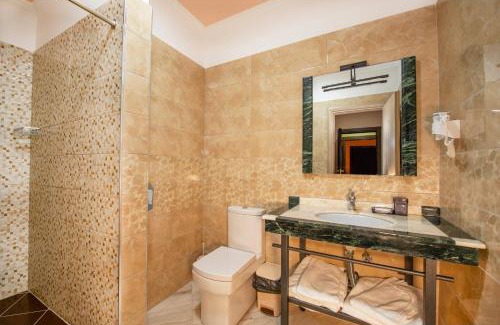 Mbrostar-Urë Hotel | Fieri International Hotel