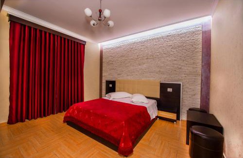 Mbrostar-Urë Hotel | Fieri International Hotel