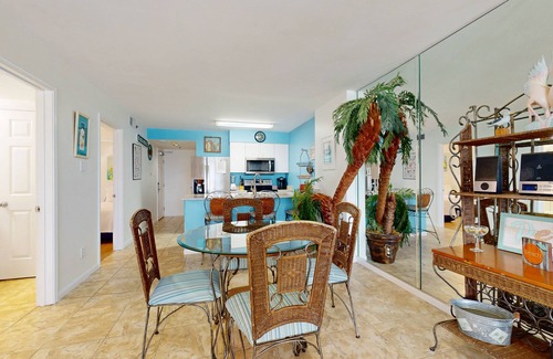 Orange Beach Condo | Fifth-Floor Getaway in Beachfront Resort w/Free WiFi, Central AC, Shared Pool
