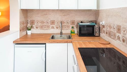 Grbavica Apartment | FilinHome Pelagica Suite