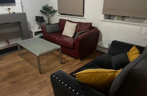 Oldbury Apartment | FilmonHomes