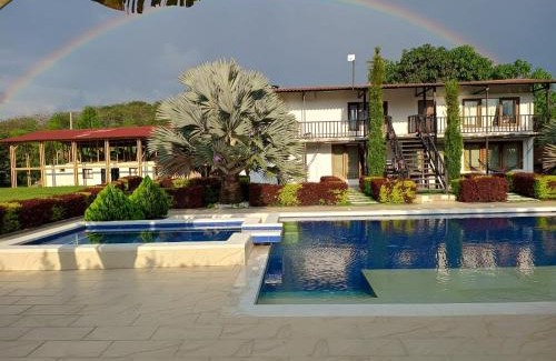 Armenia House | Finca Casa Blanca