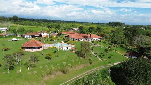 Quimbaya Hotel | FINCA HOTEL TRADICION CAFETERA
