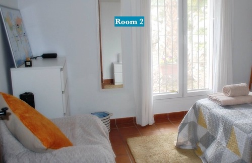 Alhaurin el Grande House | Finca Lavinia. Relaxing holiday guest home with swimming pool
